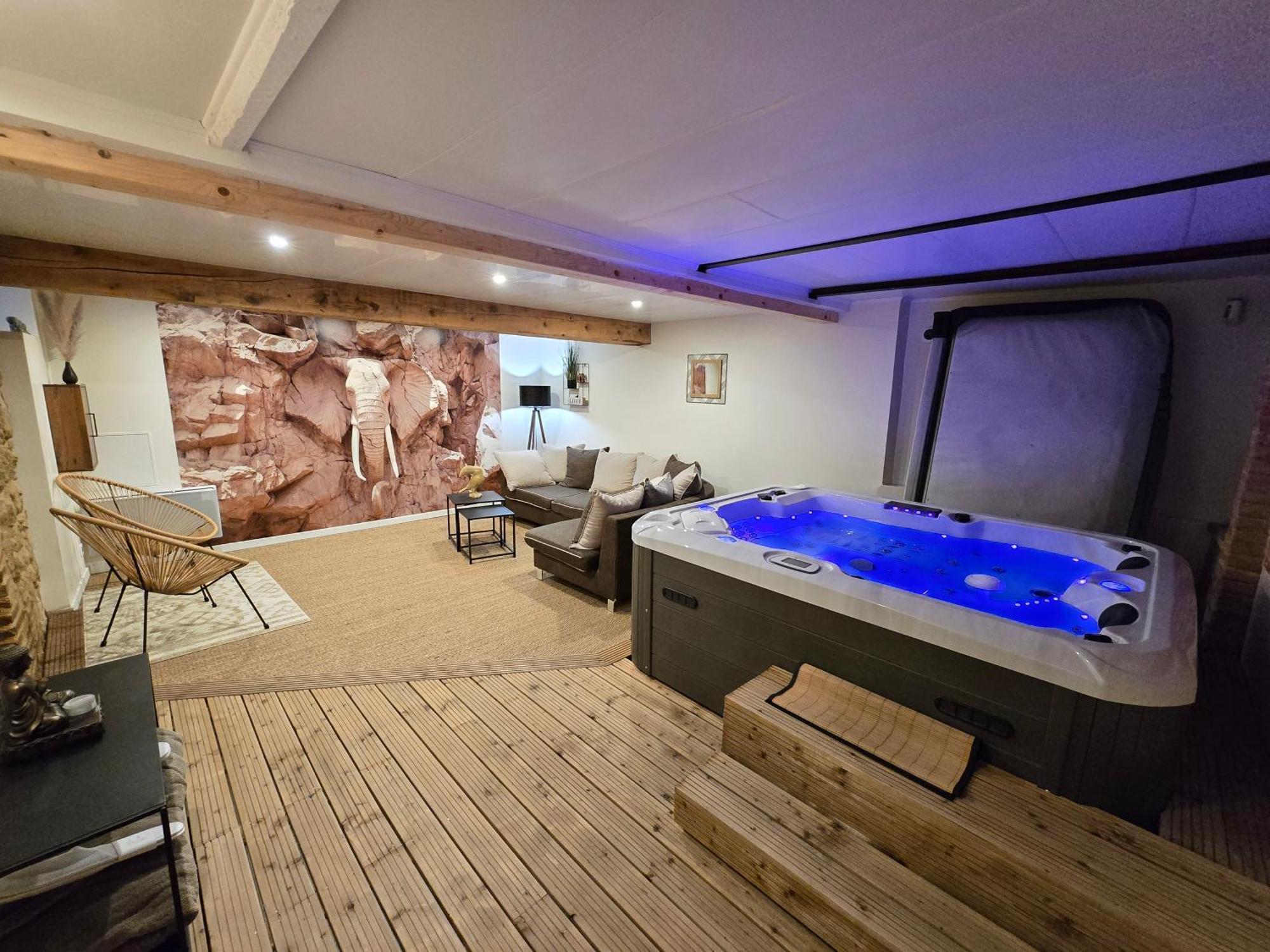 Gite Le Jardin Secret Et Gite Au Temps Suspendu Montpezat  Exterior photo